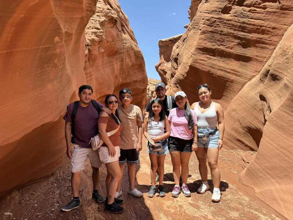 1 night stay Navajo Tribe Experience - Hiking, Stargazing I Page, Arizona I United States
