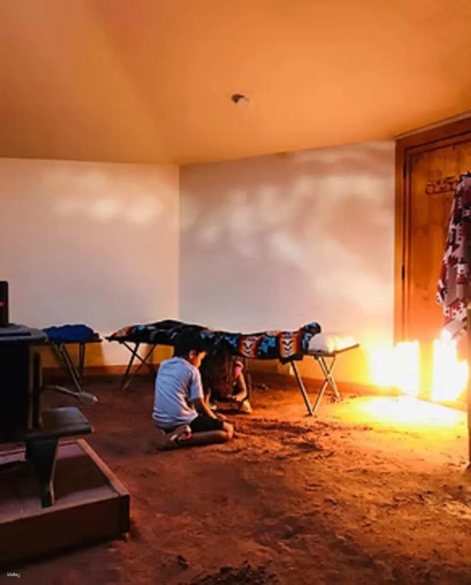 1 night stay Navajo Tribe Experience - Hiking, Stargazing I Page, Arizona I United States