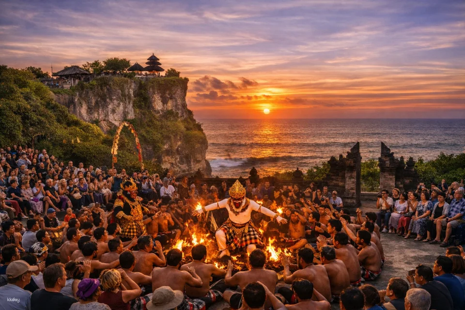 Bali: Uluwatu Kecak Fire Dance Show Experience