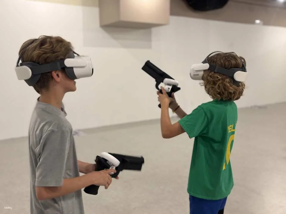 [Fukuoka Hakata] VR BASE TOKYO: Unlimited Play for One Day | Immersive Indoor VR Experience (Canal City)