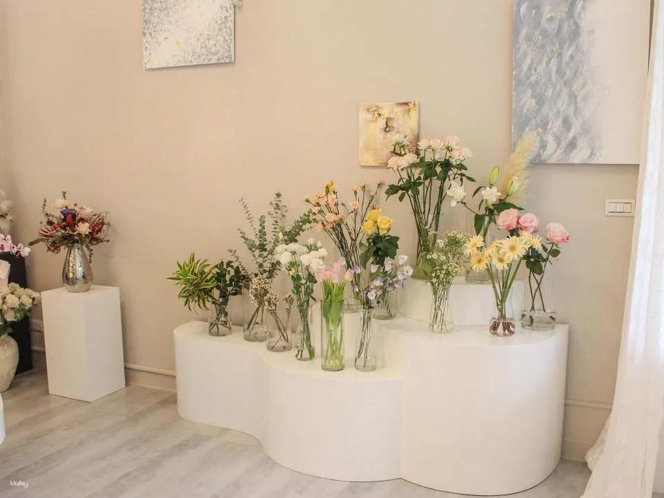 Taichung Handmade Experiences | Flower and Plant Games | European-Style Flower Making Experience Course