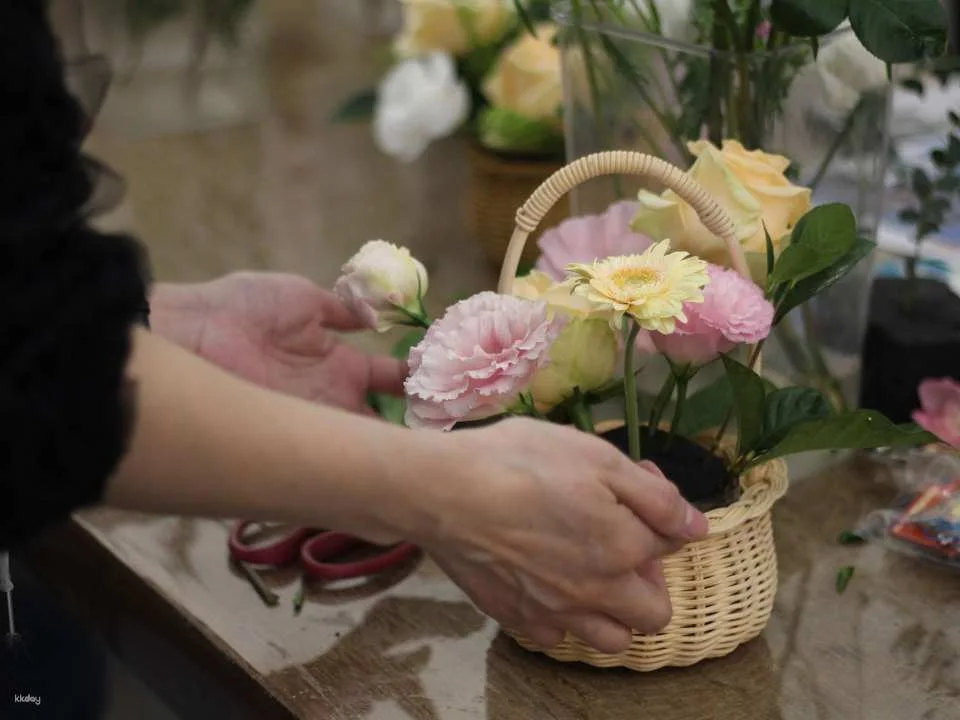 Taichung Handmade Experiences | Flower and Plant Games | European-Style Flower Making Experience Course