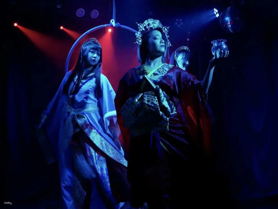 Tokyo Nightlife Experience | Nakano's New-Style Snack Bar GAO | Surprise Interactive Dance Show + 2 Hours of Unlimited Drinks