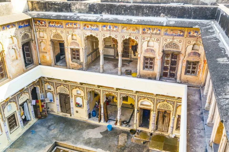 2 Days Mandawa Heritage Tour from Jaipur with Bikaner Drop | India