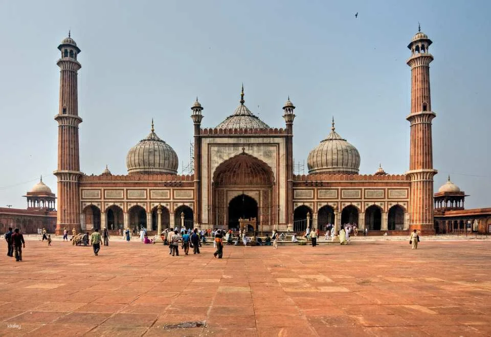 8-Day Golden Triangle Tour with Golden Temple and Wagah Border