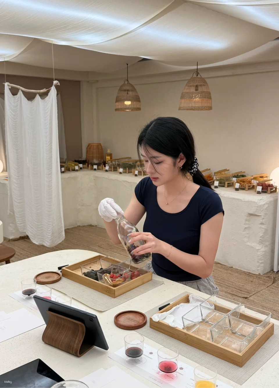 Busan Gwangalli Traditional Korean Liquor (Damgeumju) Making Class