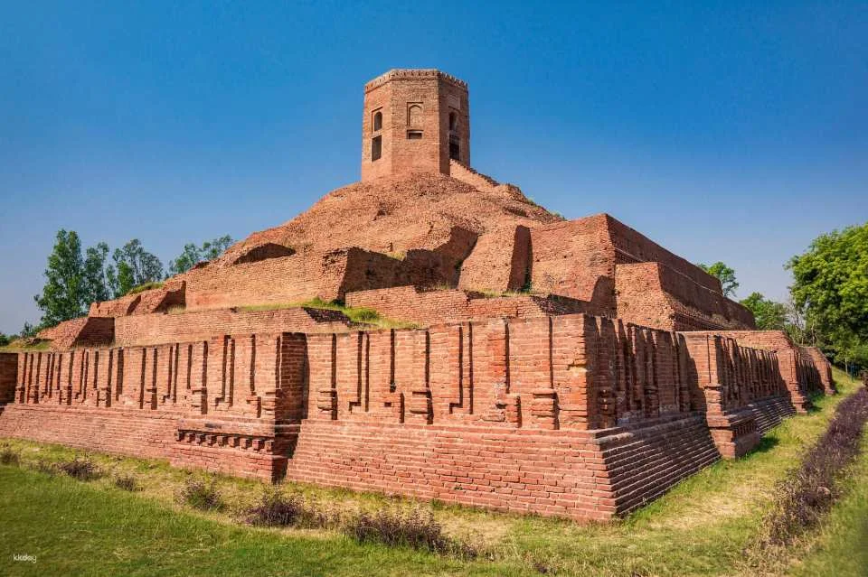 3-Day Varanasi Pilgrimage Tour with Sarnath and Bodhgaya