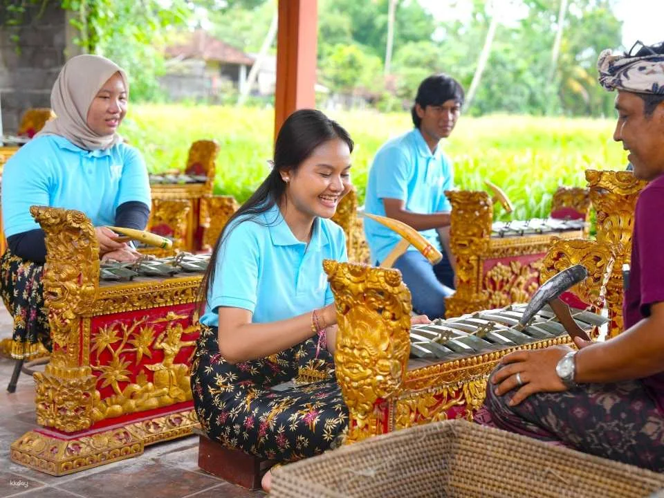 Bali: Traditional Gamelan Music Class with Visit Gong Smith