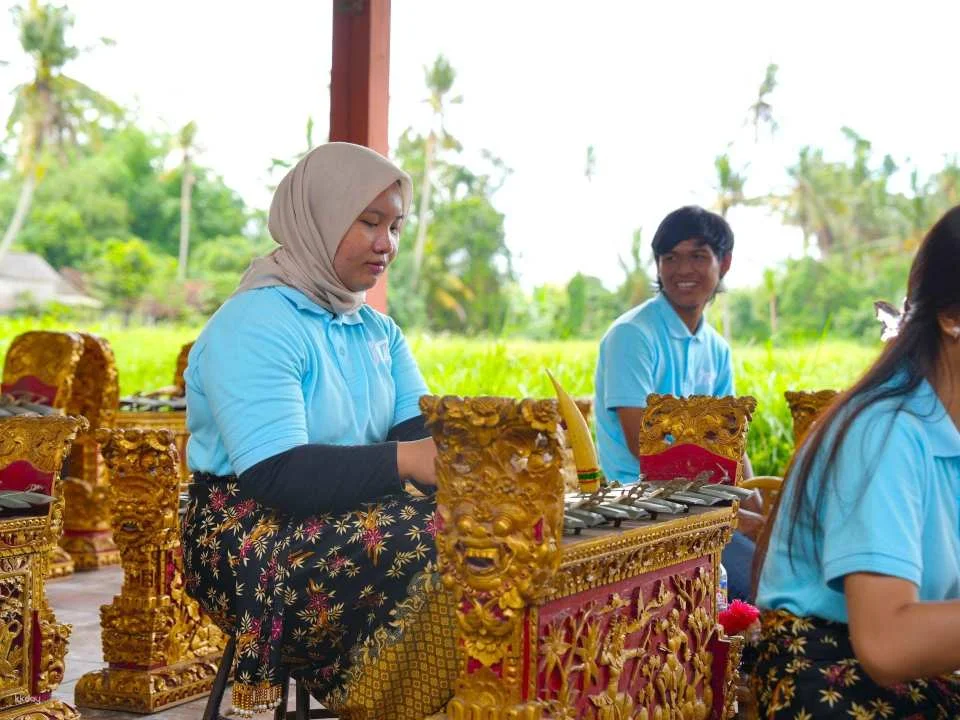 Bali: Traditional Gamelan Music Class with Visit Gong Smith