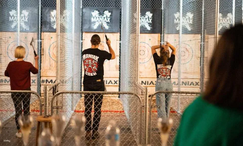 Maniax Axe Throwing 1 Hour Experience  | Queensland