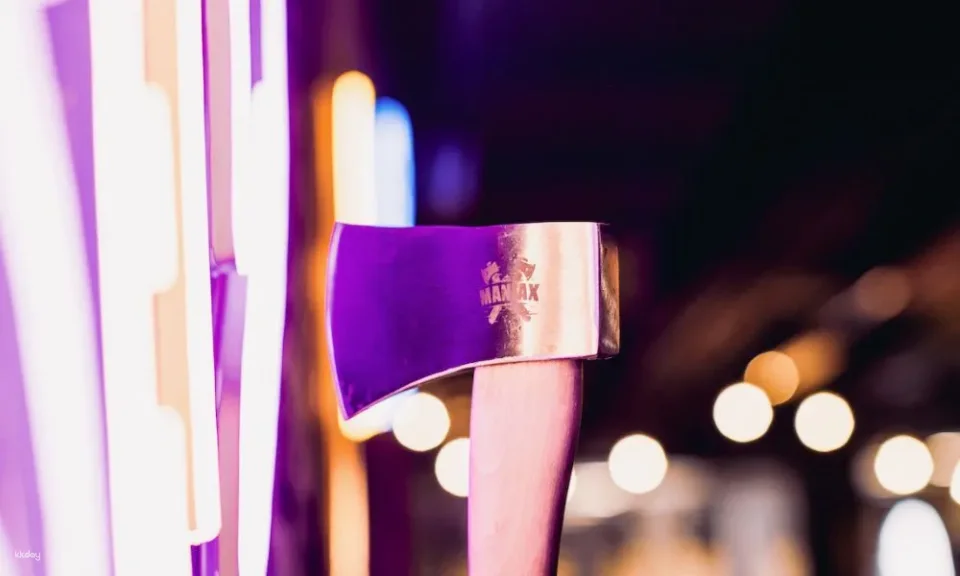 Maniax Axe Throwing 1 Hour Experience  | Queensland