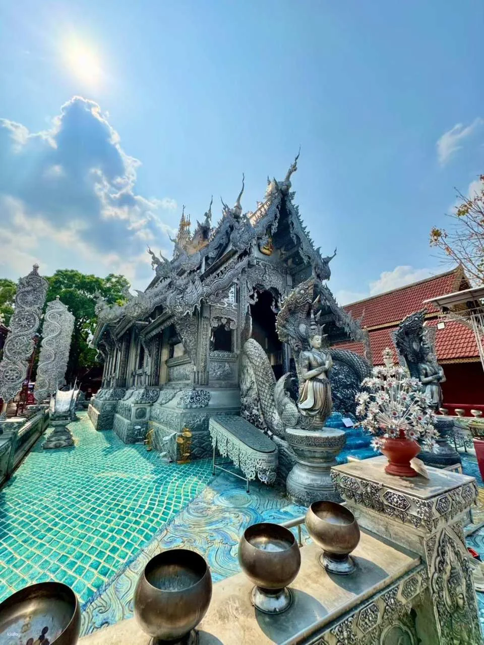Authentic Chiang Mai Experience Silver Temple, DIY Workshop & Khantoke Dinner | Thailand