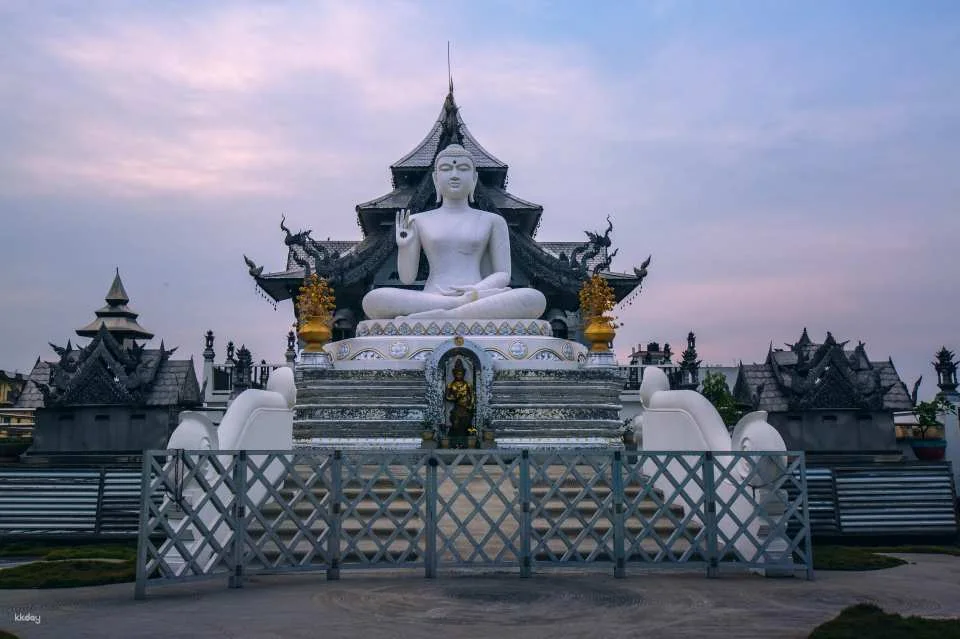 2 - Days Varanasi To Bodhgaya Tour : In The Footsteps of the Buddha.