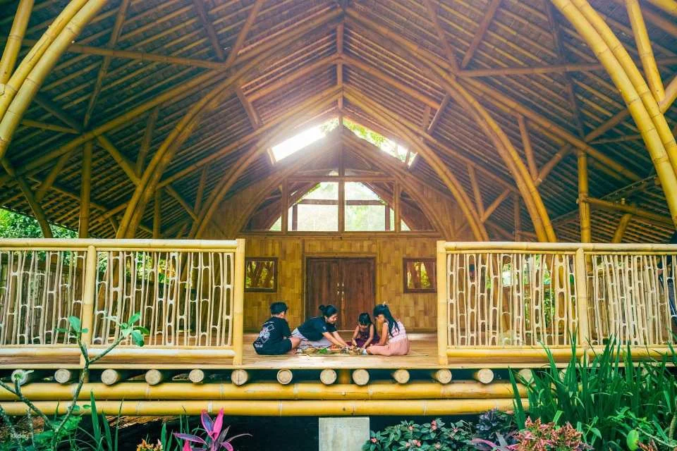 Kaura Bali: Family Nature Adventure, Lunch & Dye Workshop with Private Transfer in Manggis | Indonesia
