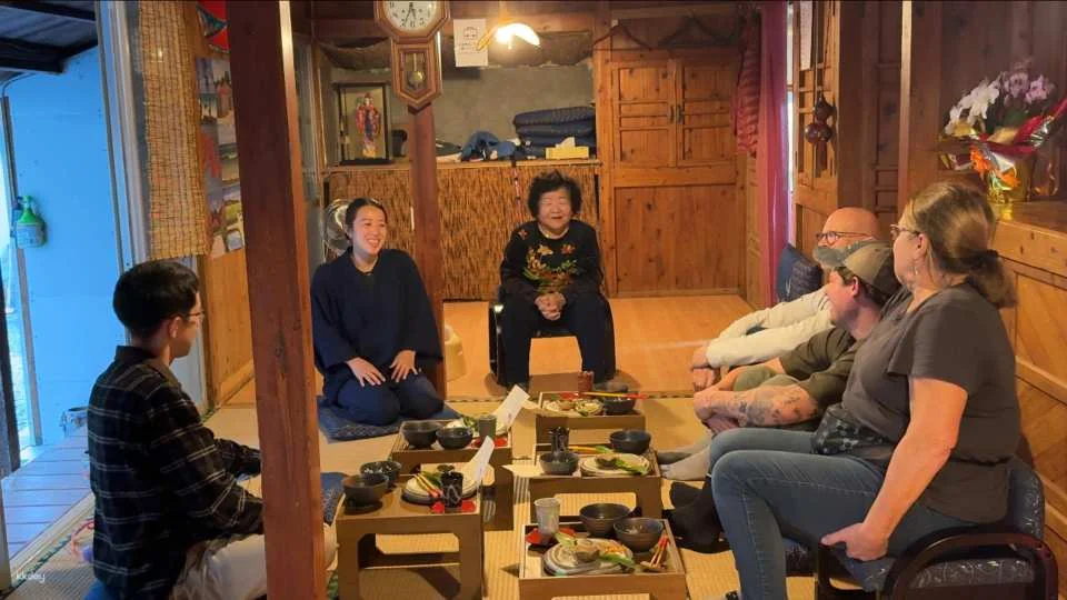 Near Churaumi Aquarium | Longevity Lessons & Cultural Meal (590710)