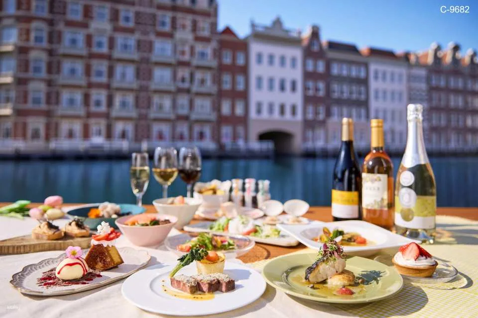 Huis Ten Bosch 2D1N | All-Inclusive:Hotel, Bus, Pass, Meals & Free-flow Drinks