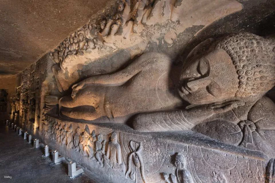 Most Popular 2 - Days Tour of Ajanta & Ellora Caves from Aurangabad
