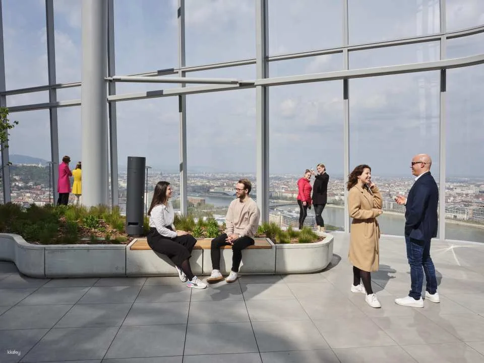 Budapest: Skydeck tower visit with 360 viewing platform