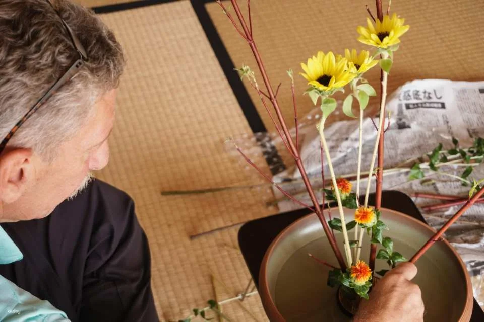 Kyoto Ami Kyoto Japanese Culture Experience: Ikebana (Flower Arrangement) Experience