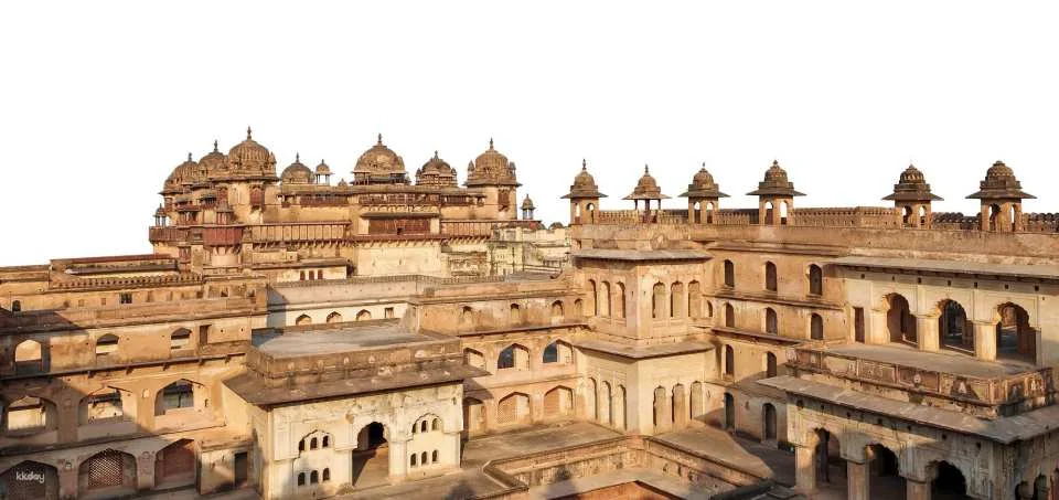 4-Day Khajuraho, Orchha and Jhansi Heritage Tour from Delhi by Train.