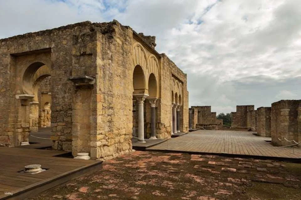 Guided tour of the Medina Azahara
