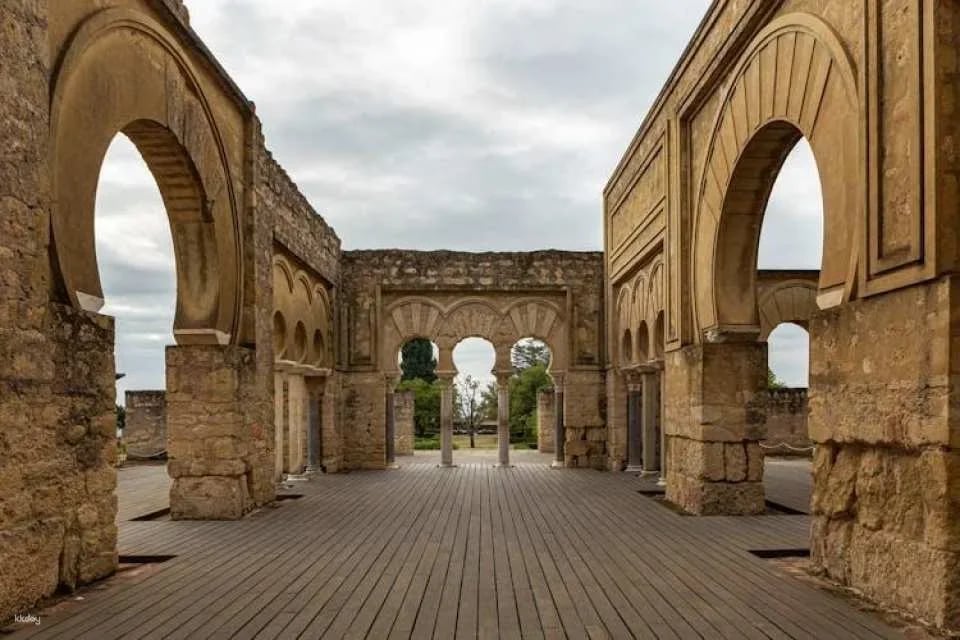 Guided tour of the Medina Azahara