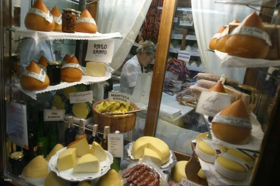 Santiago de Compostela Experience Day and Night