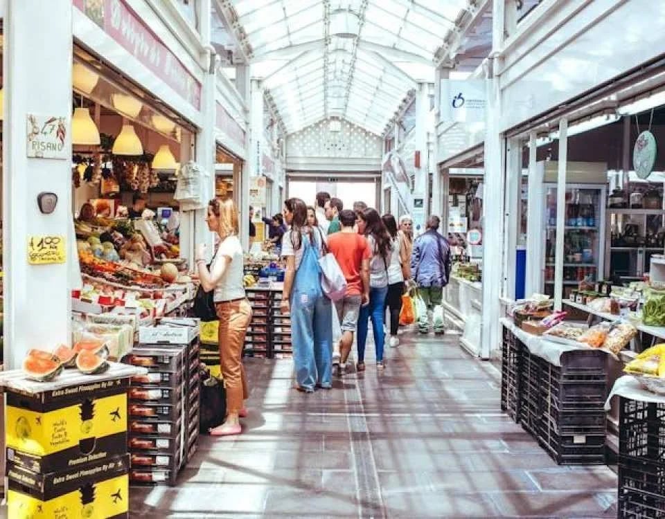 Testaccio district guided tour with food tasting