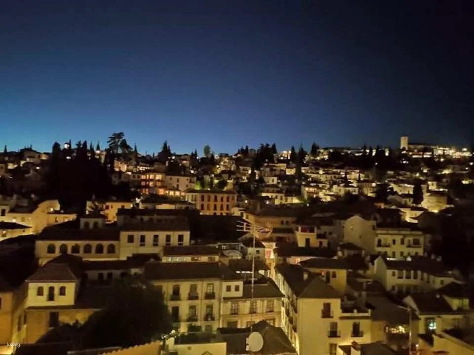 Guided Tour in English to Sunset Legends of the Alhambra