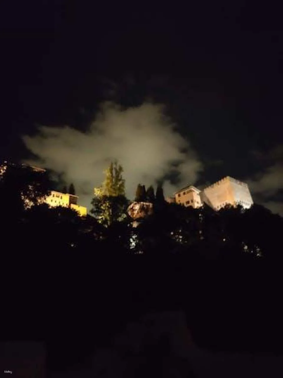 Guided Tour in English to Sunset Legends of the Alhambra