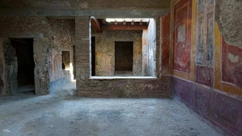 Pompeii tour from Naples with historic city stroll