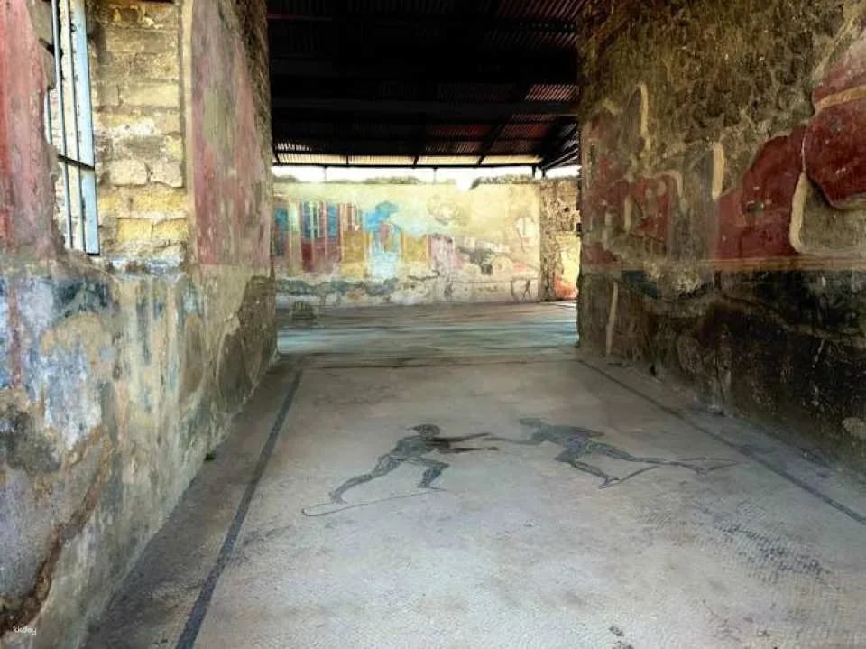 Pompeii tour from Naples with historic city stroll