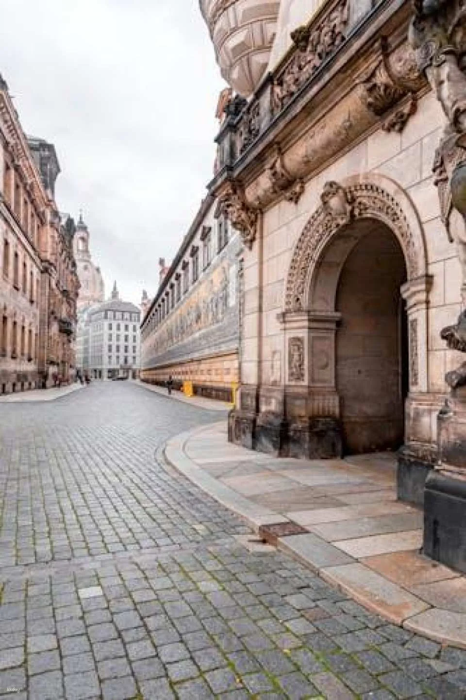 Dresden city guard immersive historical tour