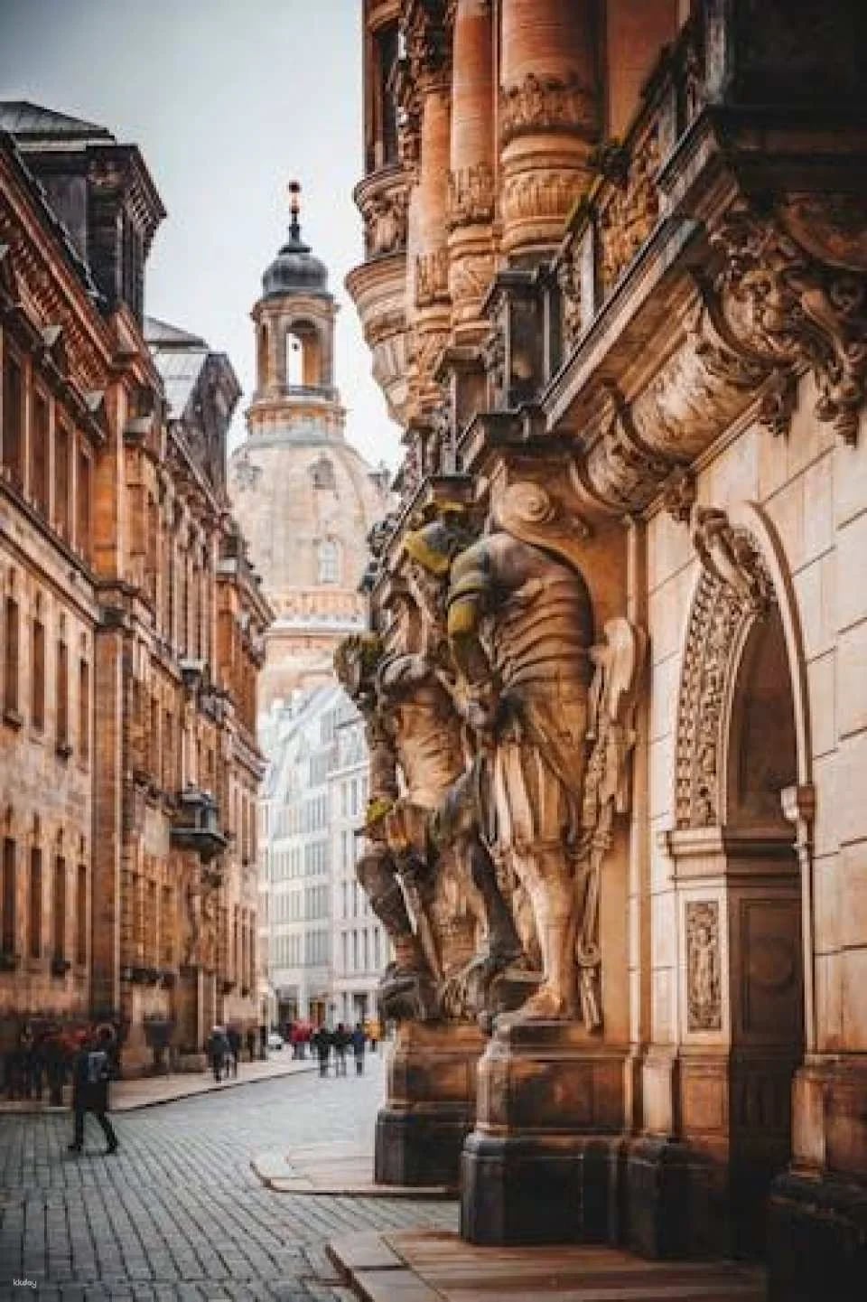 Dresden city guard immersive historical tour