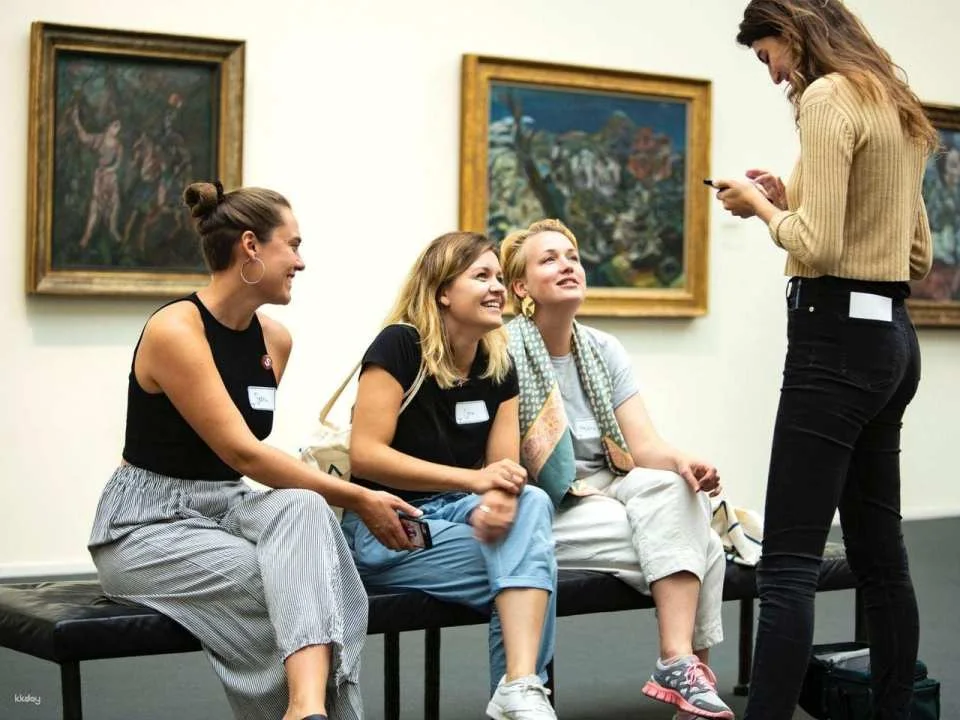 "Womamazing" group tour at the Kunsthaus Zürich