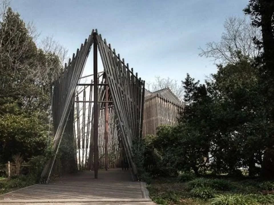 Giorgio Cini, Borges Labyrinth and Vatican chapels tour with audio guide