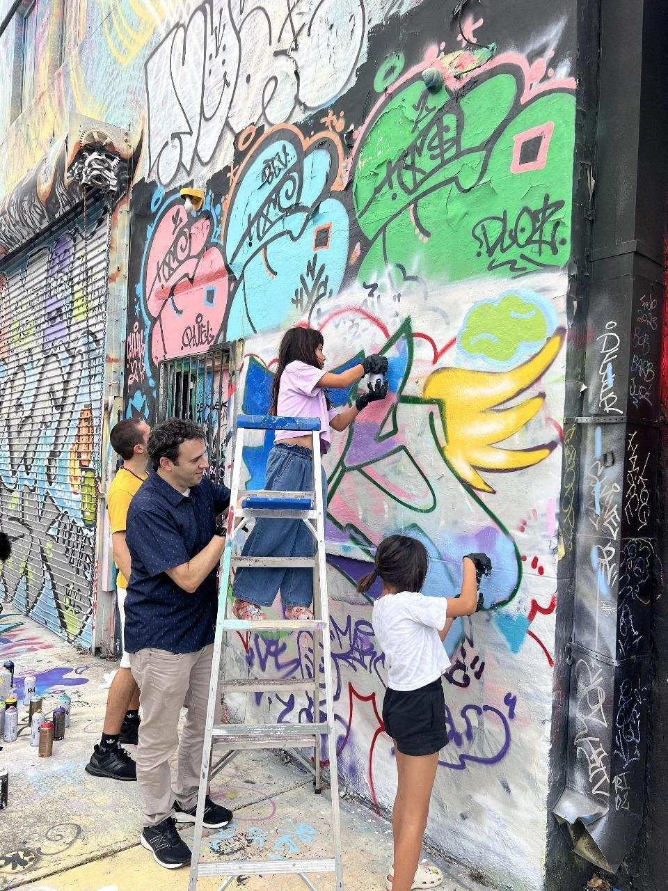 Miami | Private Wynwood Graffiti Tour and Workshop| Departure from Miami | Door to Door Experience