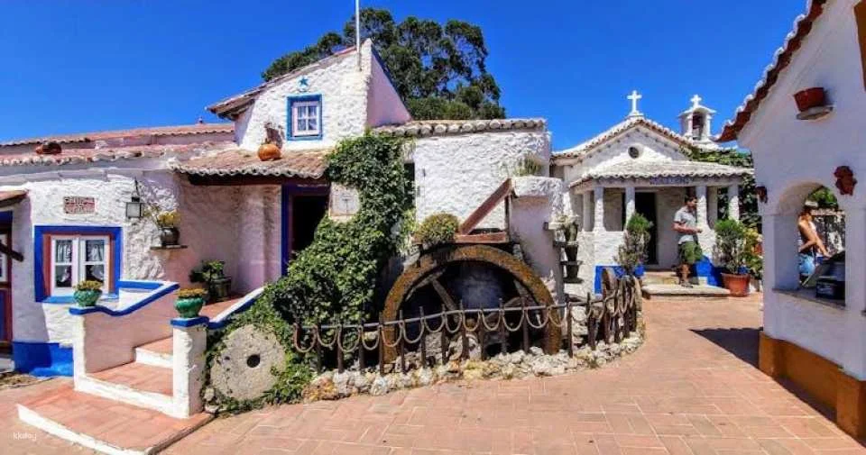 Sintra and  Portuguese dream villages tour from Lisbon