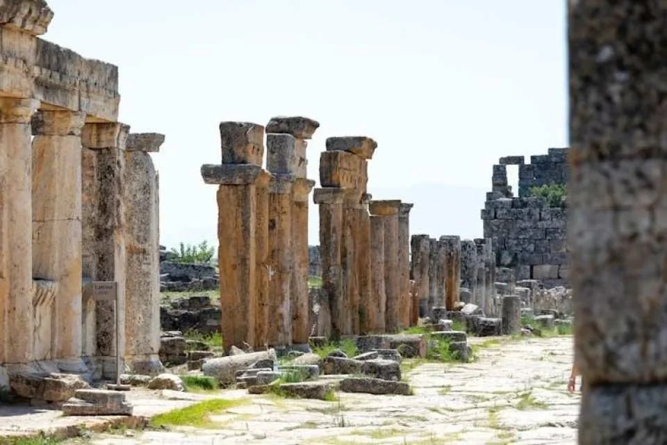 Pamukkale sunrise hot air balloon experience and Hierapolis visit from Antalya
