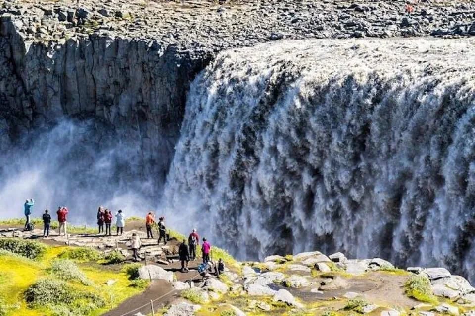 Lake Myvatn, Dettifoss, Selfoss, Godafoss, Nature Baths, and more tour