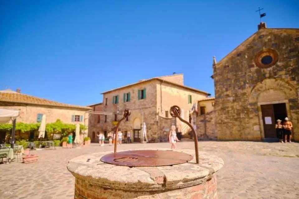 San Gimignano, Siena, Monteriggioni and Chianti with wine tasting