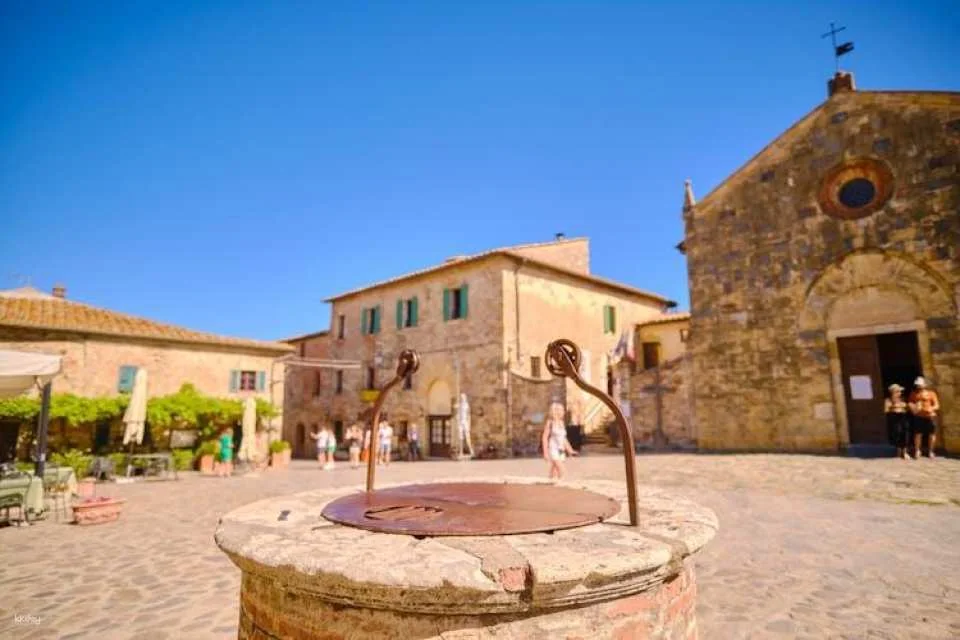 San Gimignano, Siena, Monteriggioni and Chianti with wine tasting