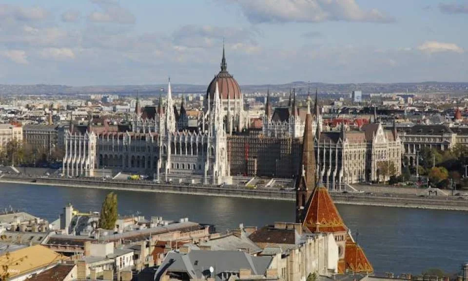 Budapest grand city tour with Parliament visit