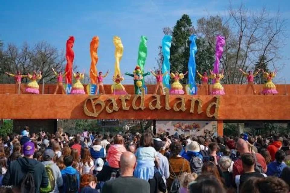 Gardaland and optional SEA LIFE Aquarium entrance ticket