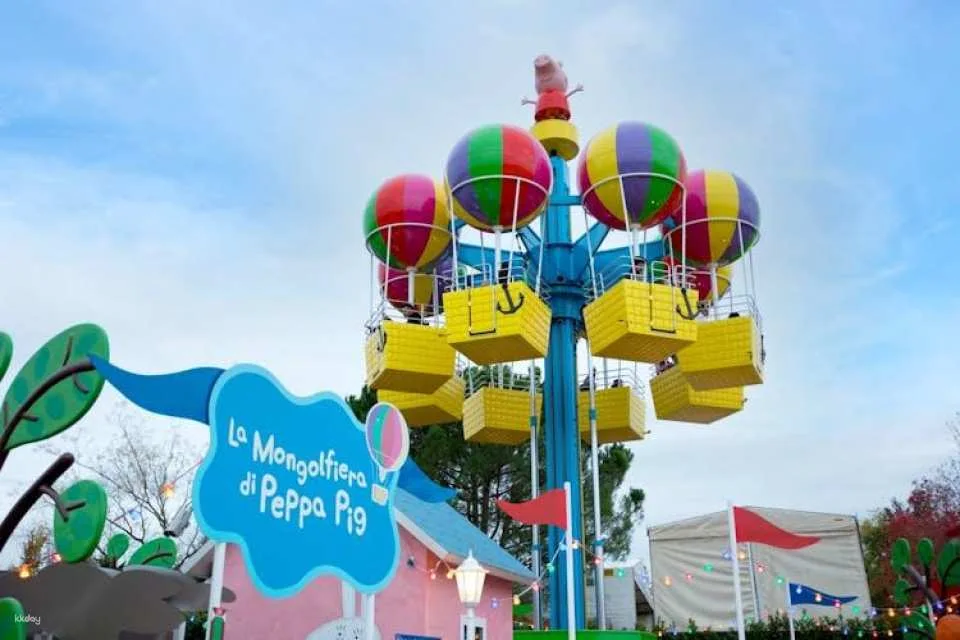 Gardaland and optional SEA LIFE Aquarium entrance ticket