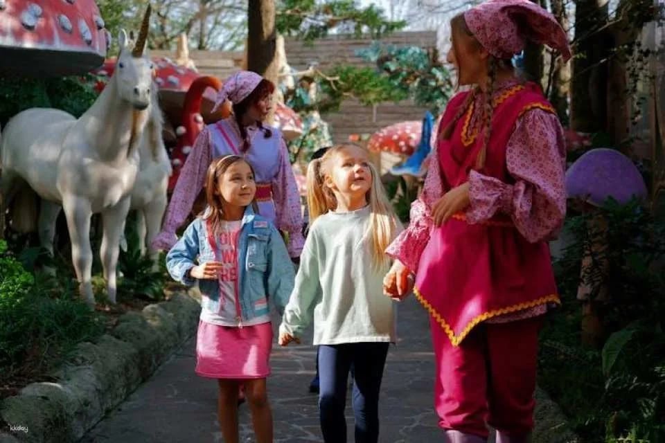 Gardaland and optional SEA LIFE Aquarium entrance ticket