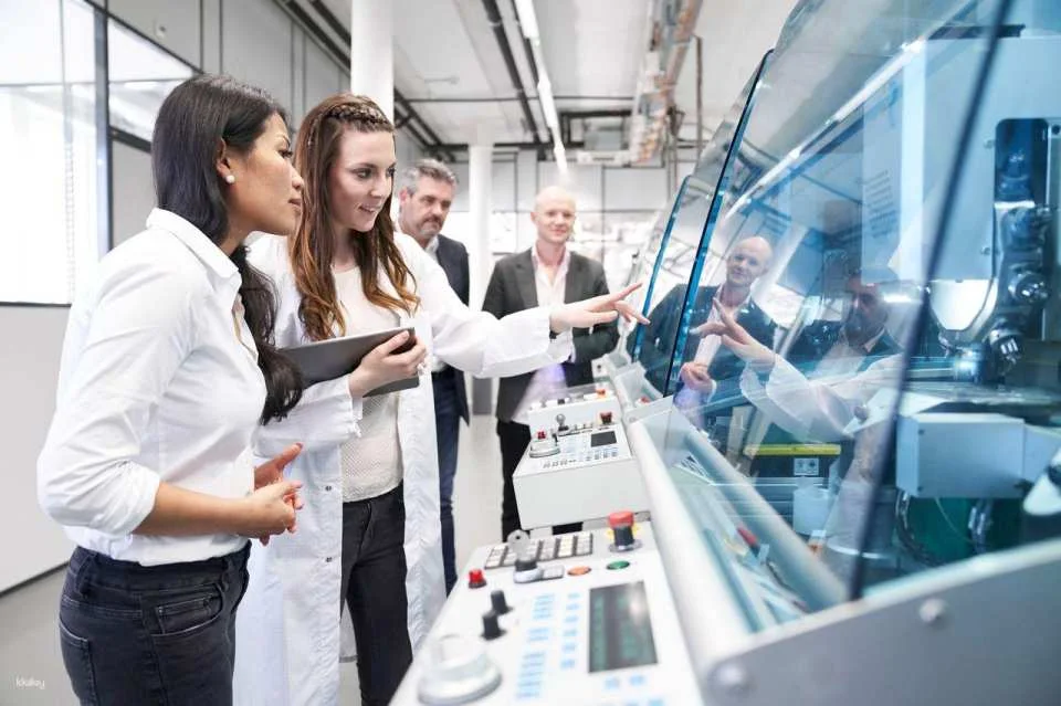 Watch manufacture "Zenith" public tour in Le Locle