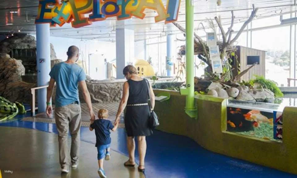 Barcelona Aquarium skip-the-line tickets