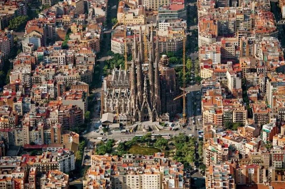 Sagrada Familia guided tour