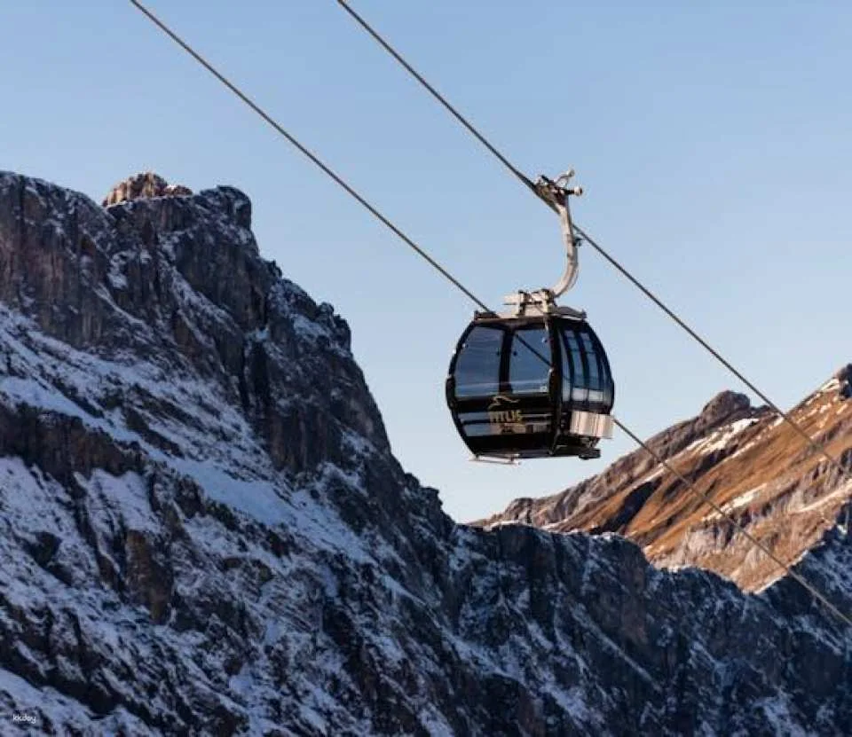 Mount Titlis snow fun for first-time skiers from Zurich